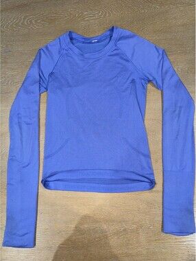Lululemon Long Sleeve Swiftly **Waist Length SIZE 2 Periwinkle